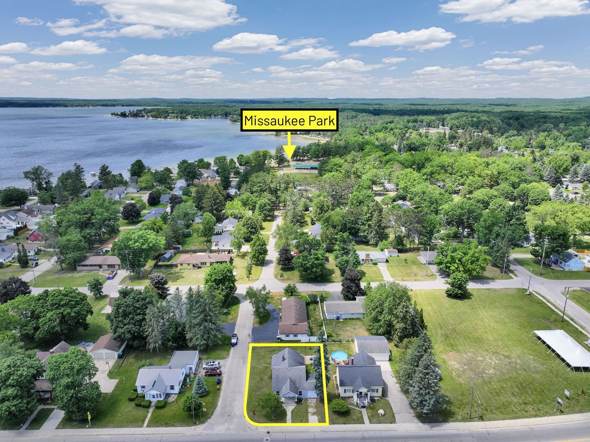 401 North Main St Lake Lake City, MI 49651 - Photo 37 of 39