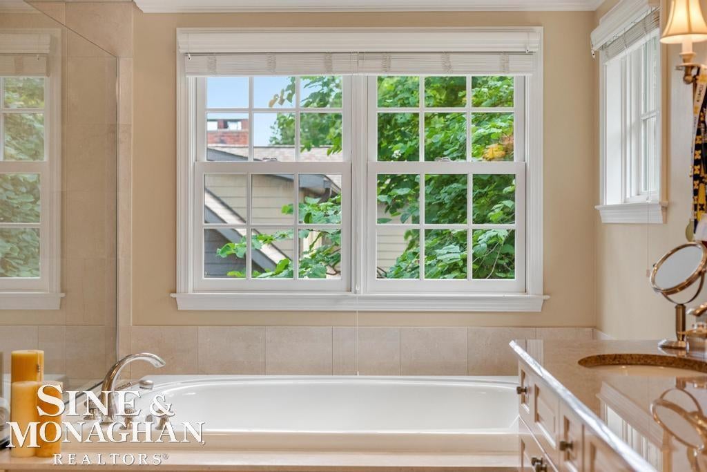 44 North Deeplands Road Grosse Pointe Shores, MI 48236 - Photo 39 of 99 Gallery Image 39