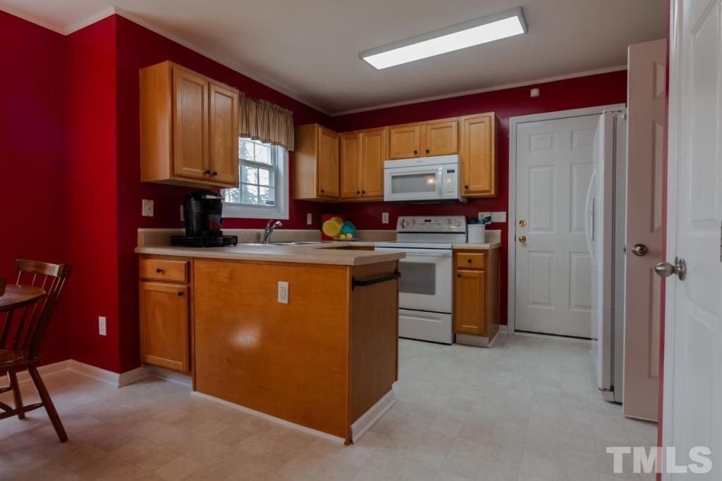 704 Windcrest Road Durham, NC 27713 - Photo 8 of 29 Gallery Image 8