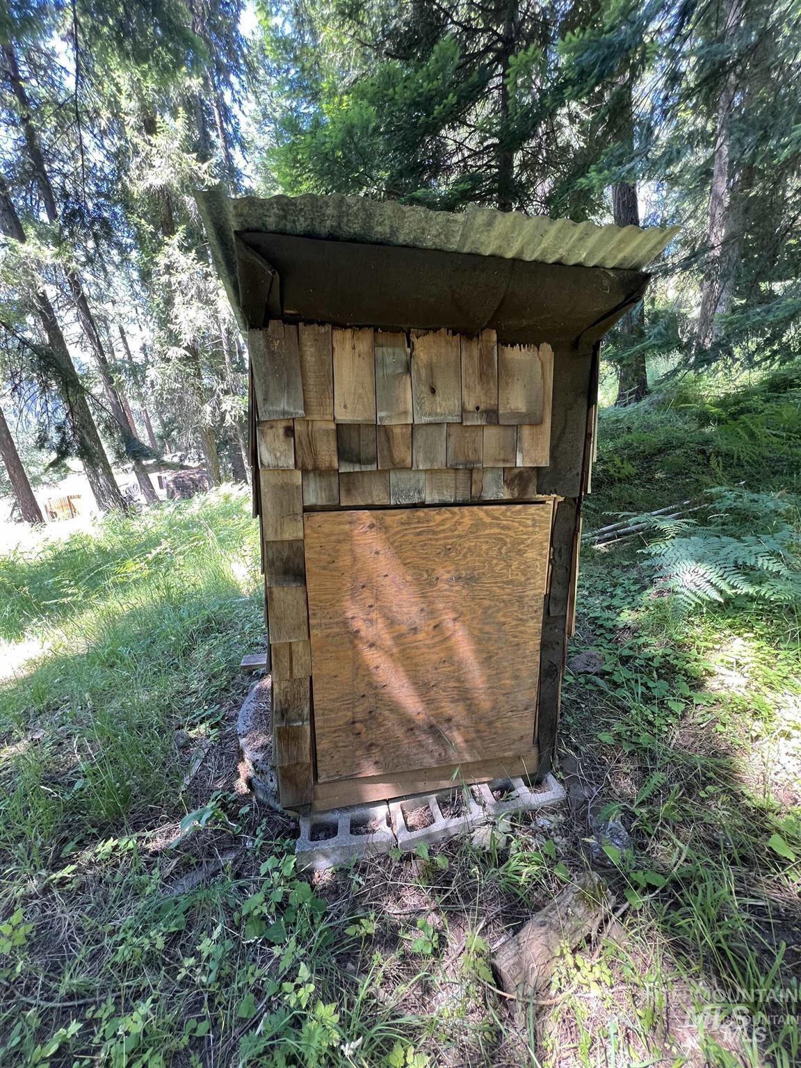 Nka Clearcreek Road Kooskia, ID 83539 - Photo 6 of 25 View of outbuilding with view of scattered trees