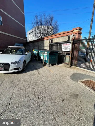 a view of parking area