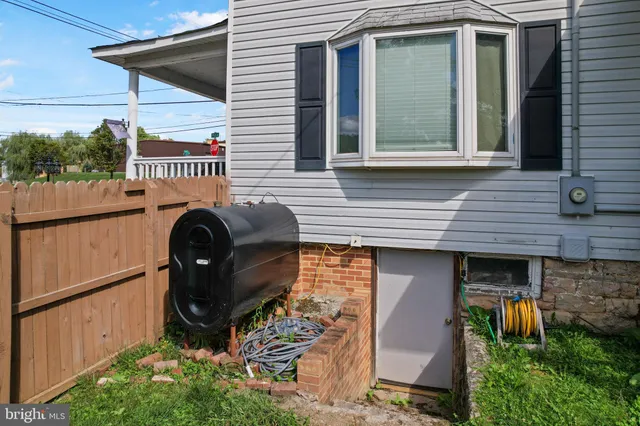 $240,000 | 419 Oak Street, Friendsville, MD 21531