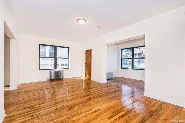 $1,599,900 | 204 West 260th Street | North Riverdale