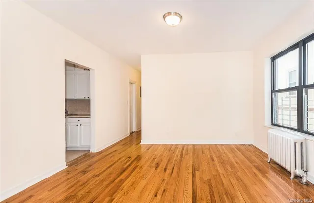 $1,599,900 | 204 West 260th Street | North Riverdale