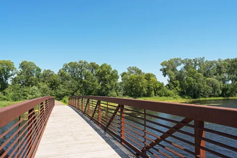 $475,000 | 10837 South Shore Drive, Plymouth, MN 55441