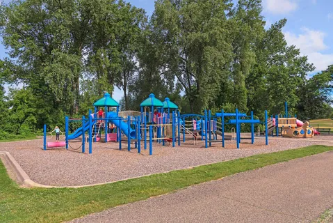 $475,000 | 10837 South Shore Drive, Plymouth, MN 55441