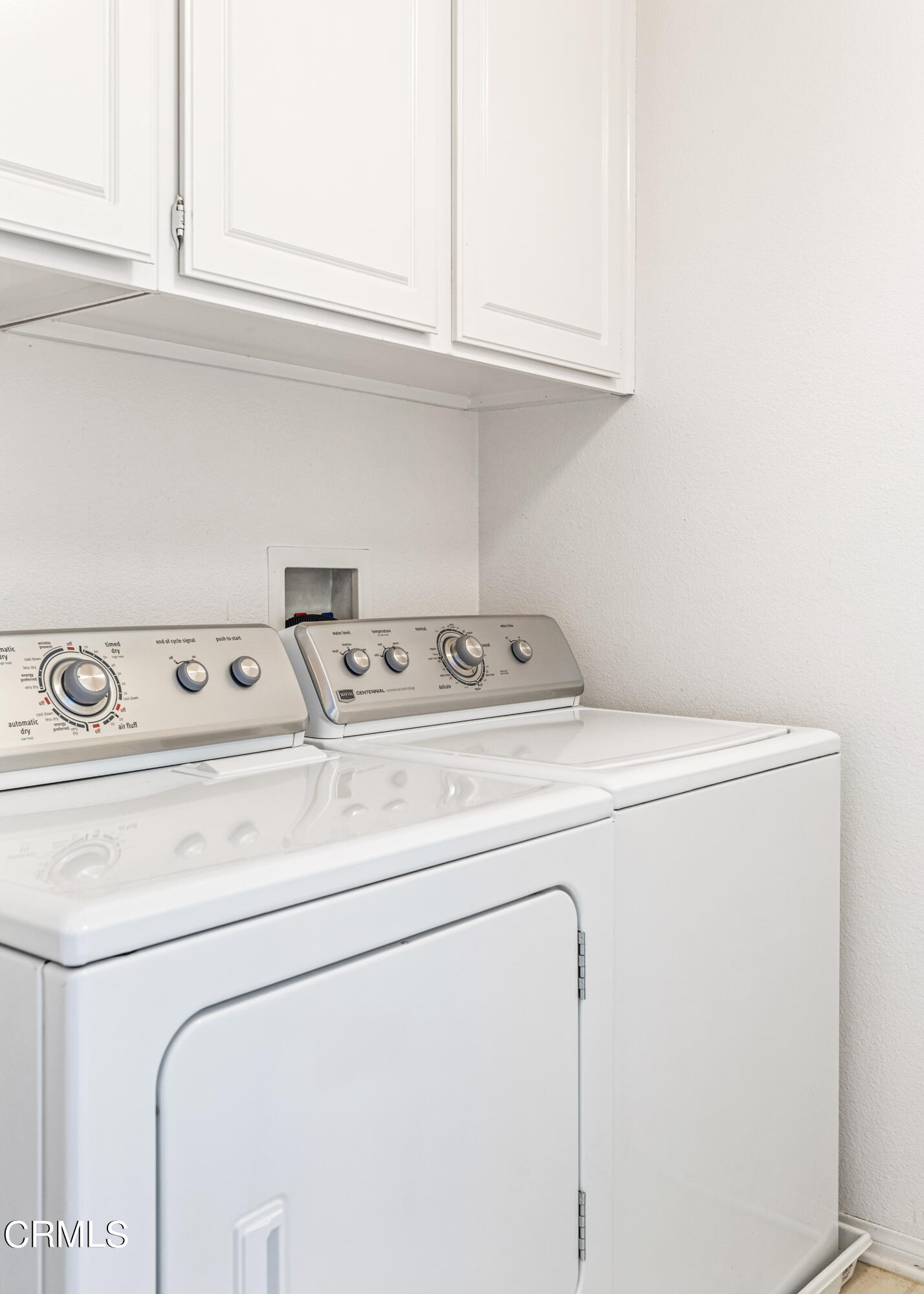 748 Navigator Way Oxnard, CA 93035 - Photo 19 of 26 Laundry