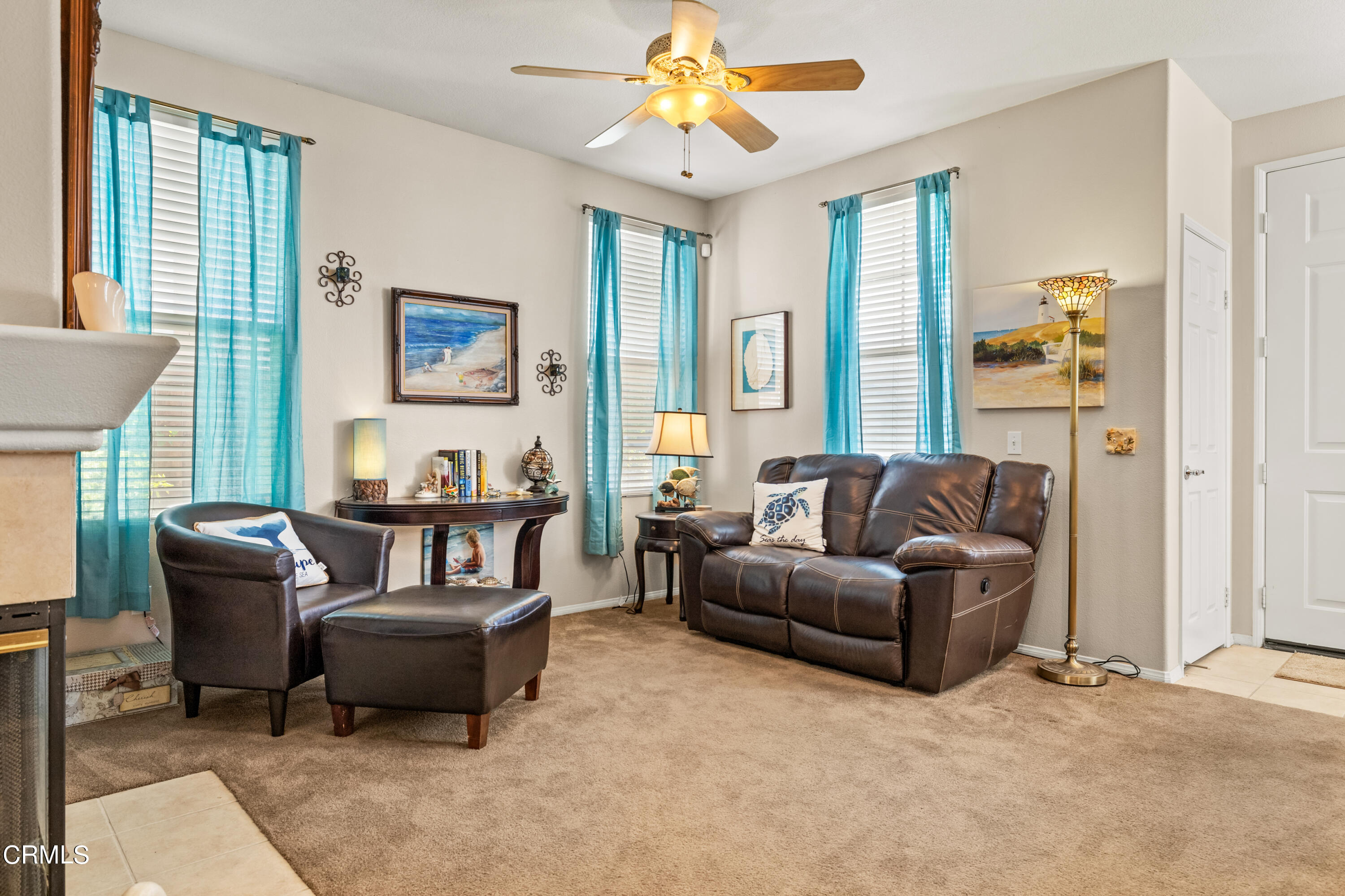748 Navigator Way Oxnard, CA 93035 - Photo 2 of 26 Living room from entry