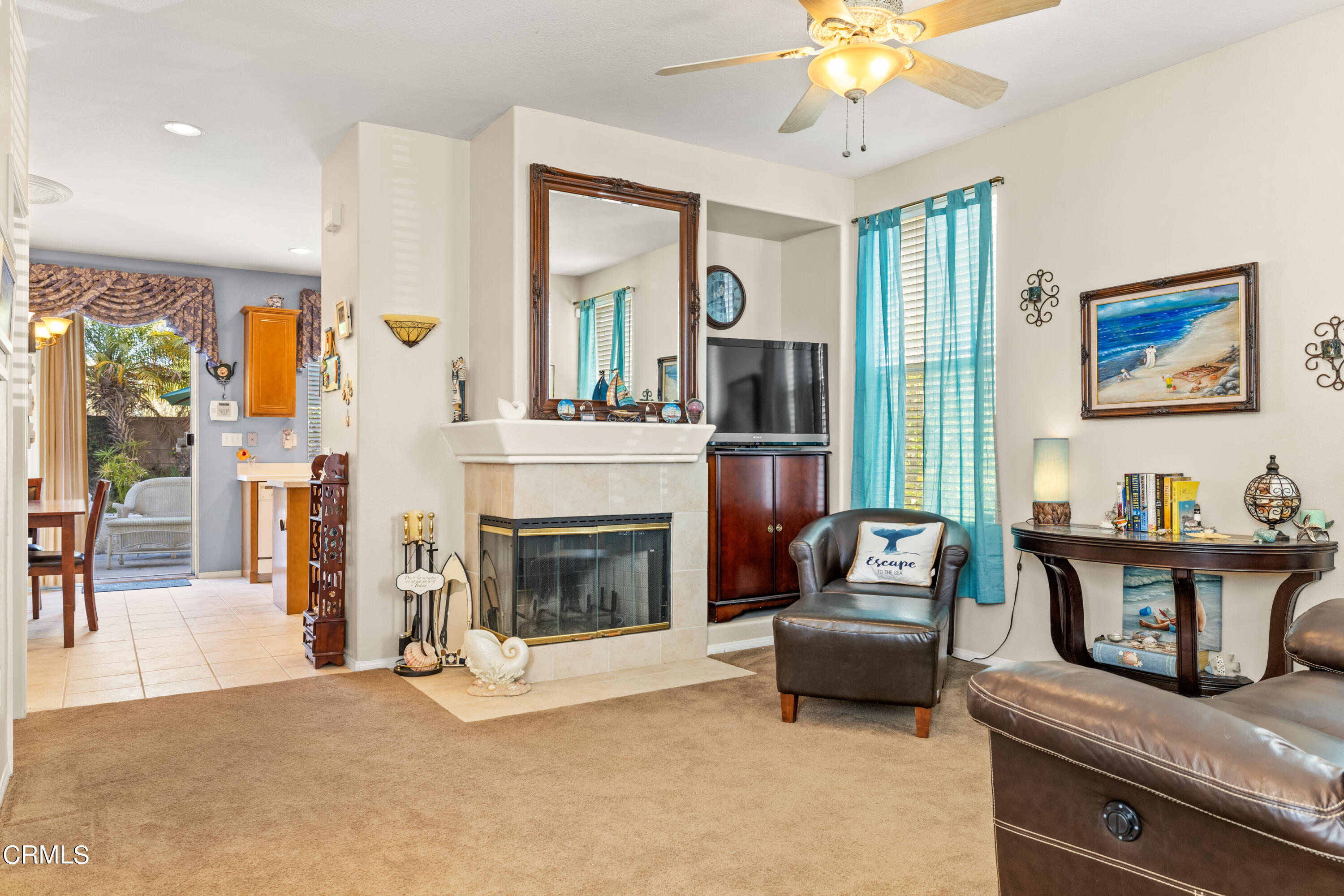748 Navigator Way Oxnard, CA 93035 - Photo 3 of 26 Living room withfireplace