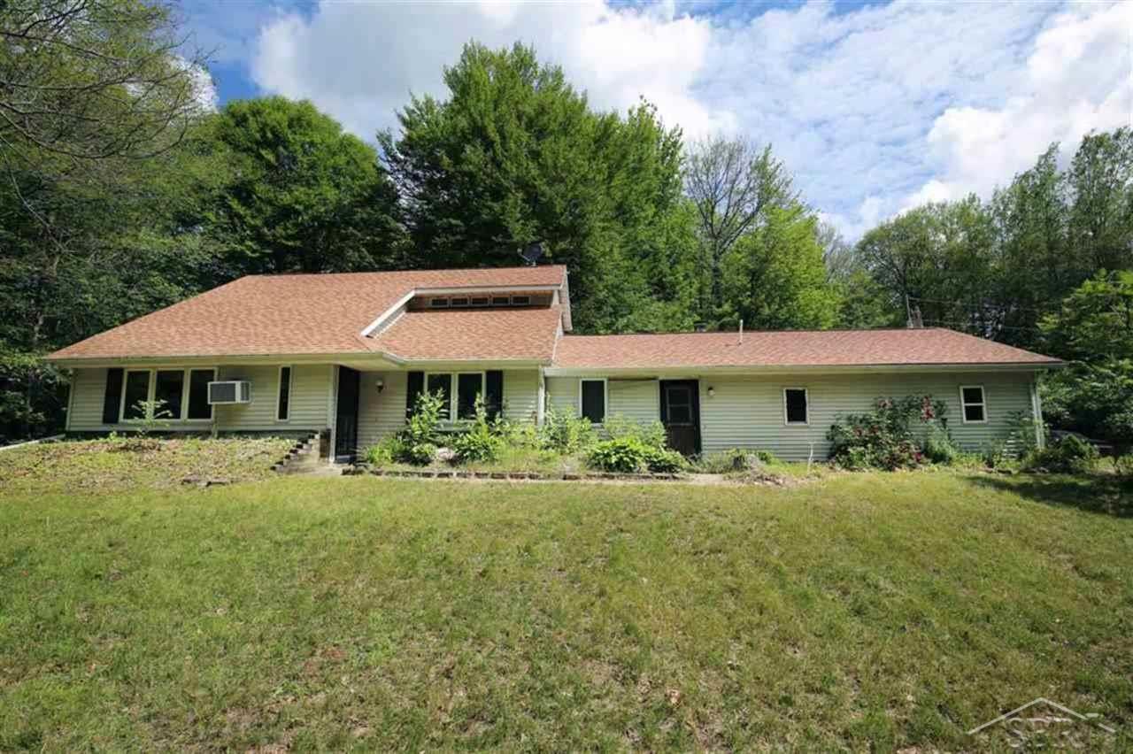 4822 West Vernon Road Weidman, MI 48893 - Photo 1 of 37