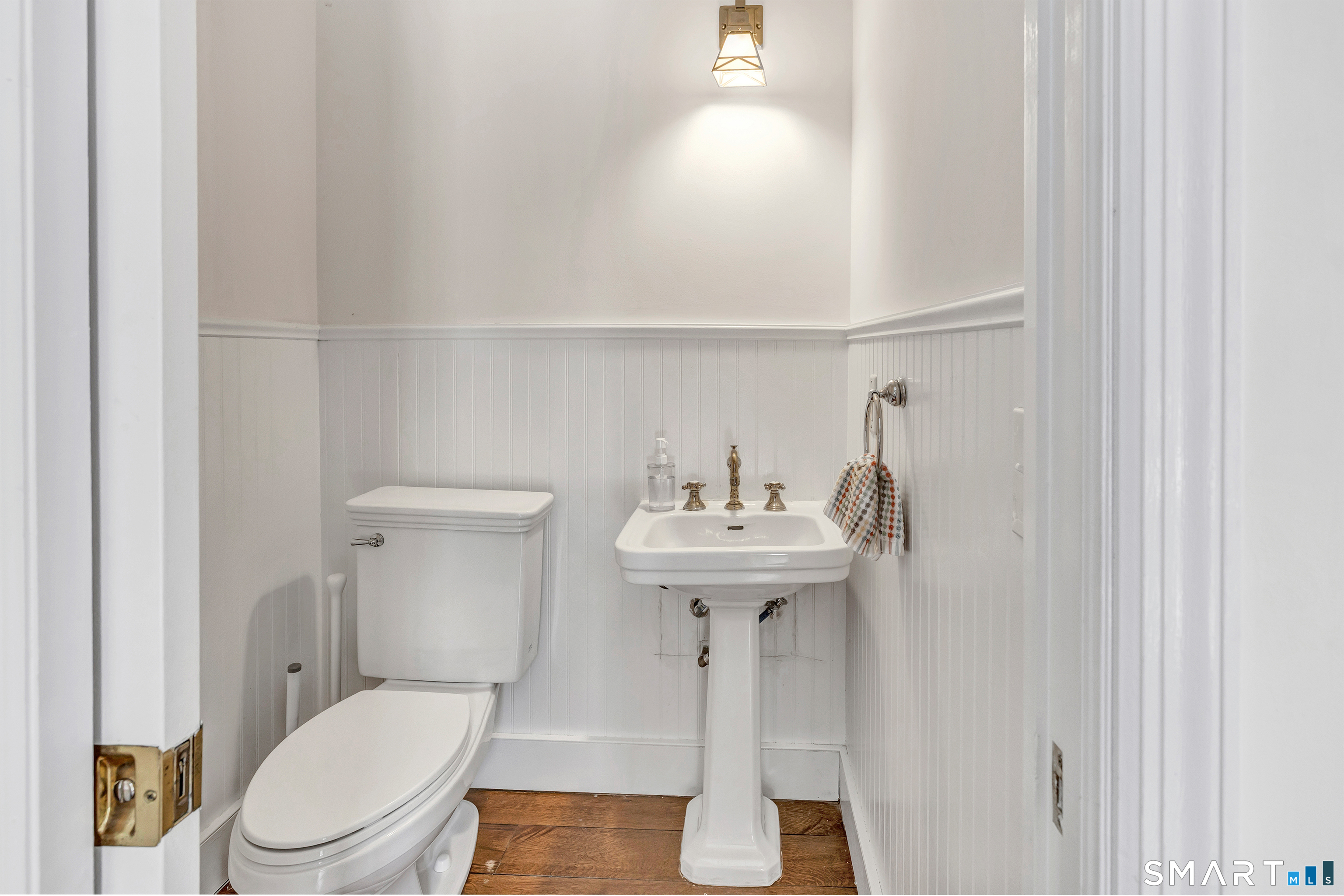 274 Lyons Plain Road Weston, CT 06883 - Photo 18 of 48