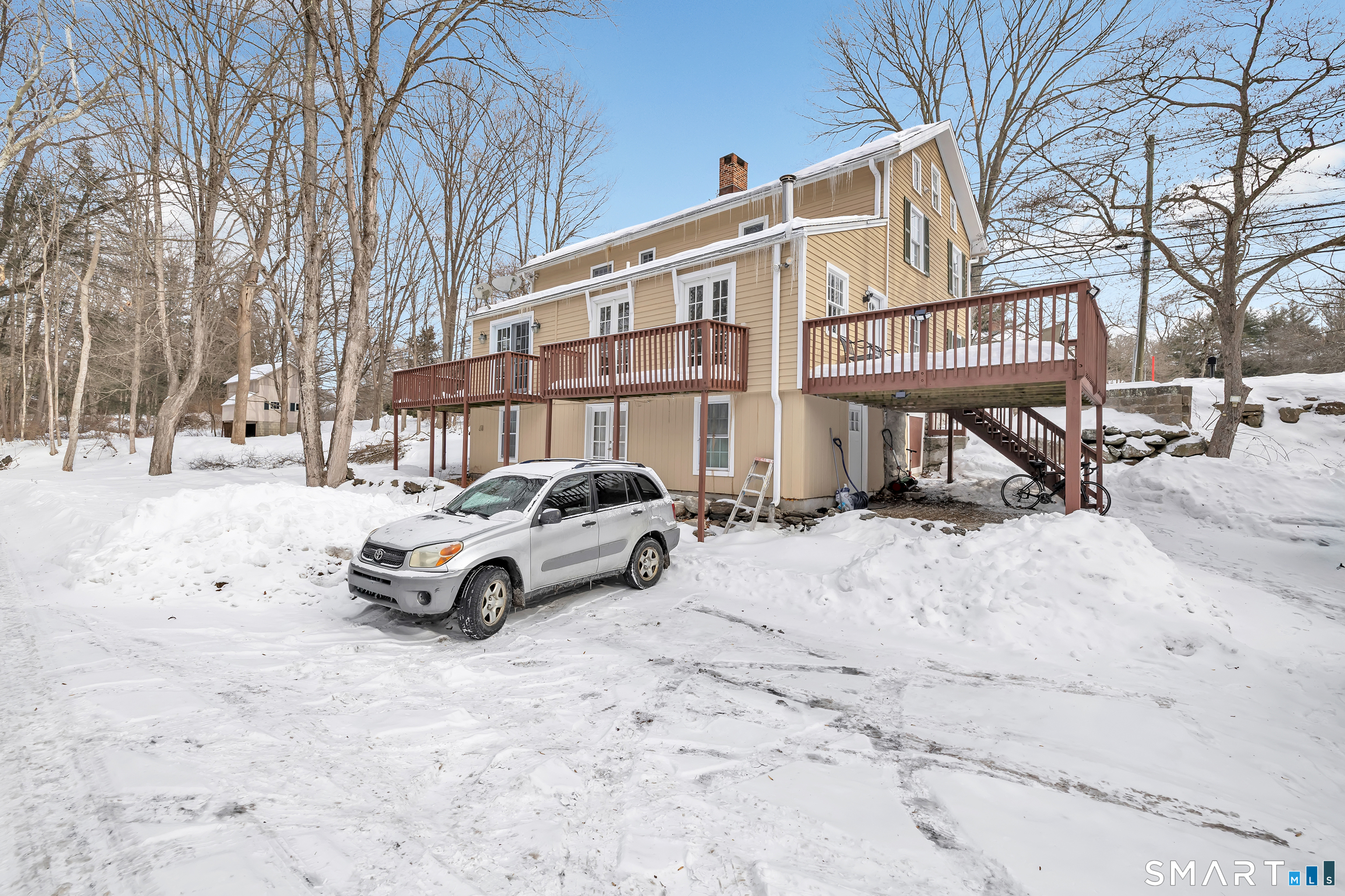 274 Lyons Plain Road Weston, CT 06883 - Photo 2 of 48