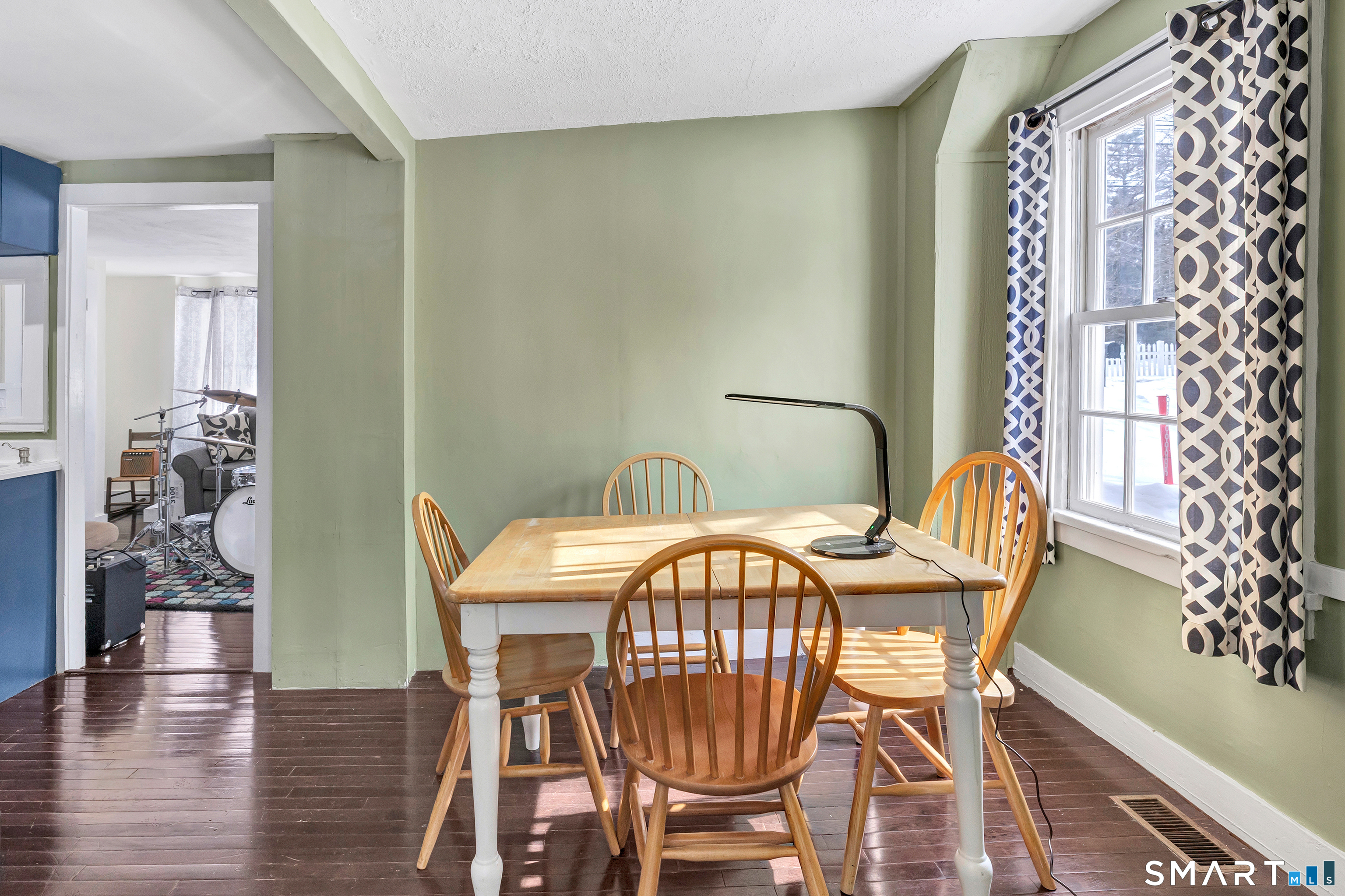 274 Lyons Plain Road Weston, CT 06883 - Photo 26 of 48