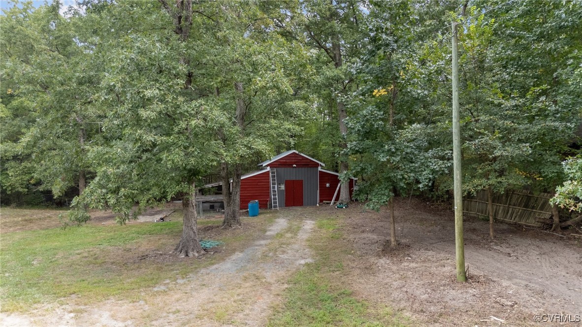 11272 Cauthorne Road Richmond, VA 23227 - Photo 26 of 32 Gallery Image 26
