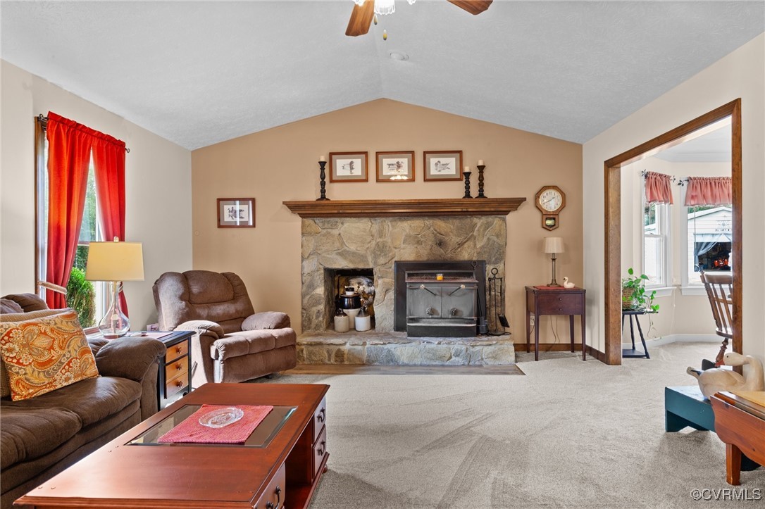 11272 Cauthorne Road Richmond, VA 23227 - Photo 3 of 32 Gallery Image 3