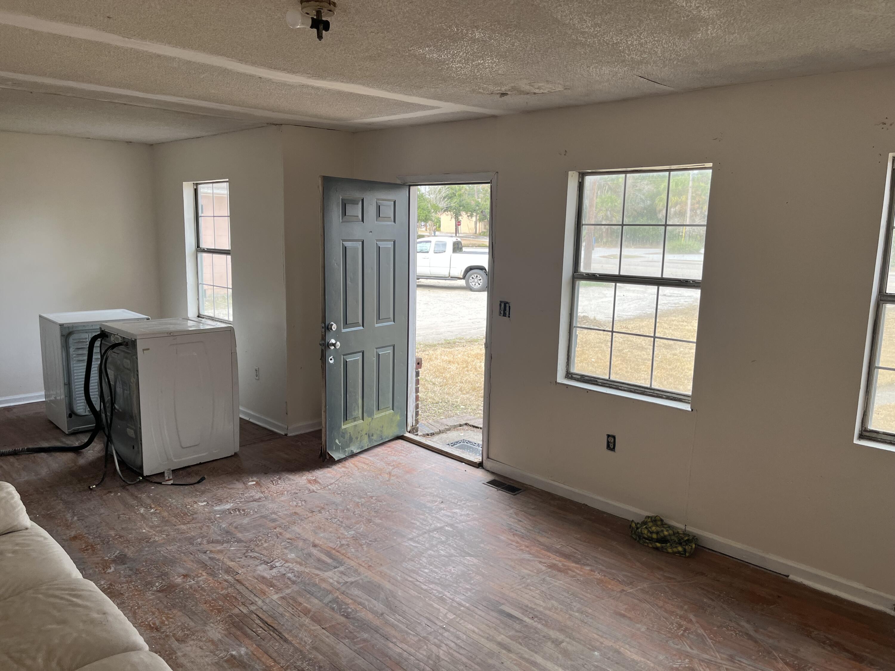 Undisclosed Address Walterboro, SC 29488 - Photo 12 of 14 IMG_4610