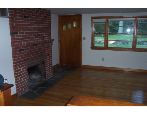 144 Fay Road Framingham, MA 01702 - Photo 3 of 4 Gallery Image 3