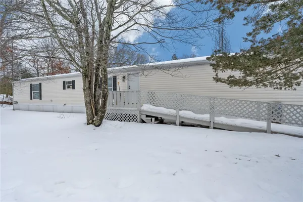 $199,999 | 38 Torch Lane, Coventry, RI 02816