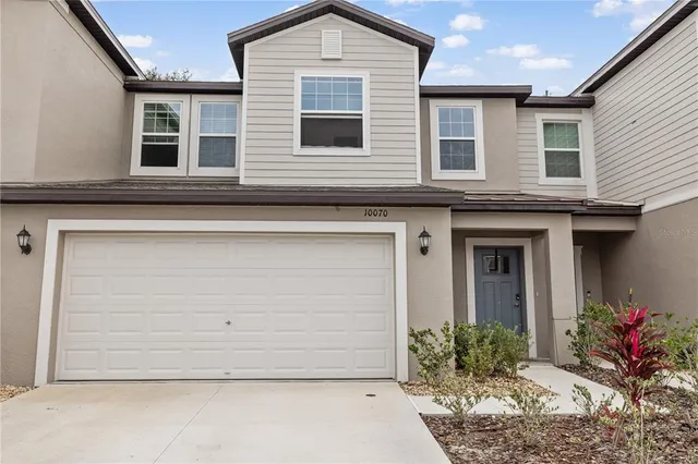 $2,550 | 10070 Trumpet Honeysuckle Way, San Antonio, FL 33576