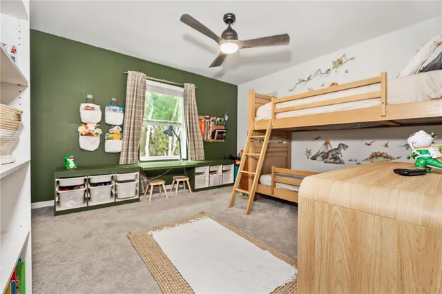 $2,550 | 10070 Trumpet Honeysuckle Way, San Antonio, FL 33576