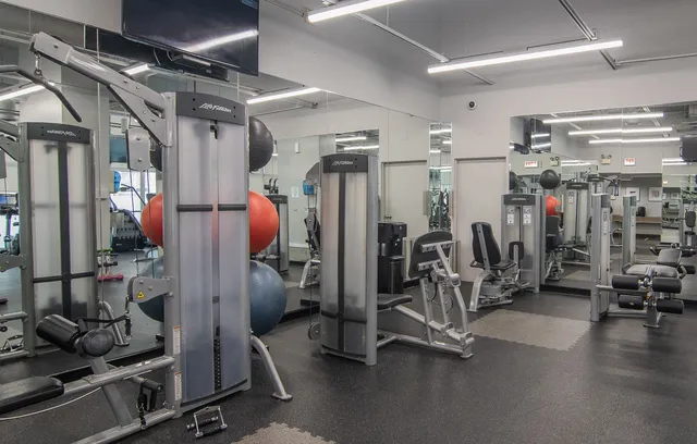 $399,000 | 655 West Irving Park Road, Unit 5202, Chicago, IL 60613