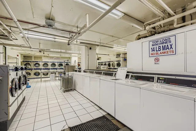 $399,000 | 655 West Irving Park Road, Unit 5202, Chicago, IL 60613