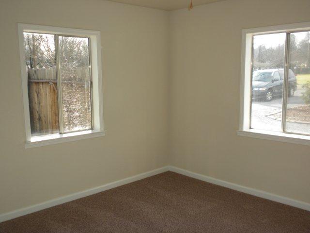 11439 Hawley Road Redding, CA 96003 - Photo 5 of 7 Bedroom 2