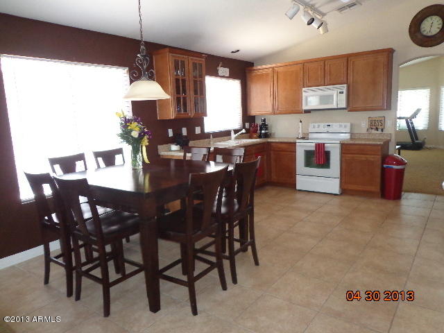 24121 Field Road Florence, AZ 85132 - Photo 2 of 15 Kitchen