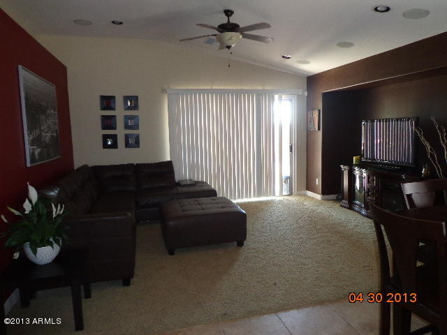 24121 Field Road Florence, AZ 85132 - Photo 4 of 15 Family