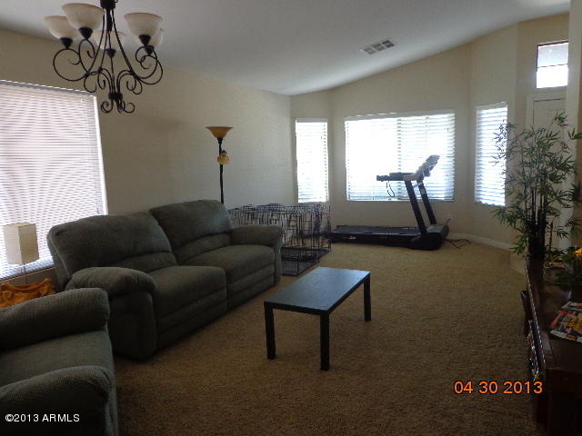 24121 Field Road Florence, AZ 85132 - Photo 5 of 15 Living