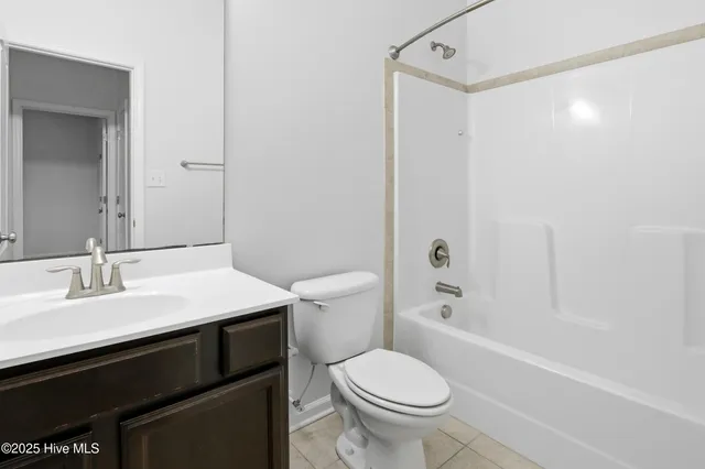 $2,400 | 124 Regatta Way, Sneads Ferry, NC 28460