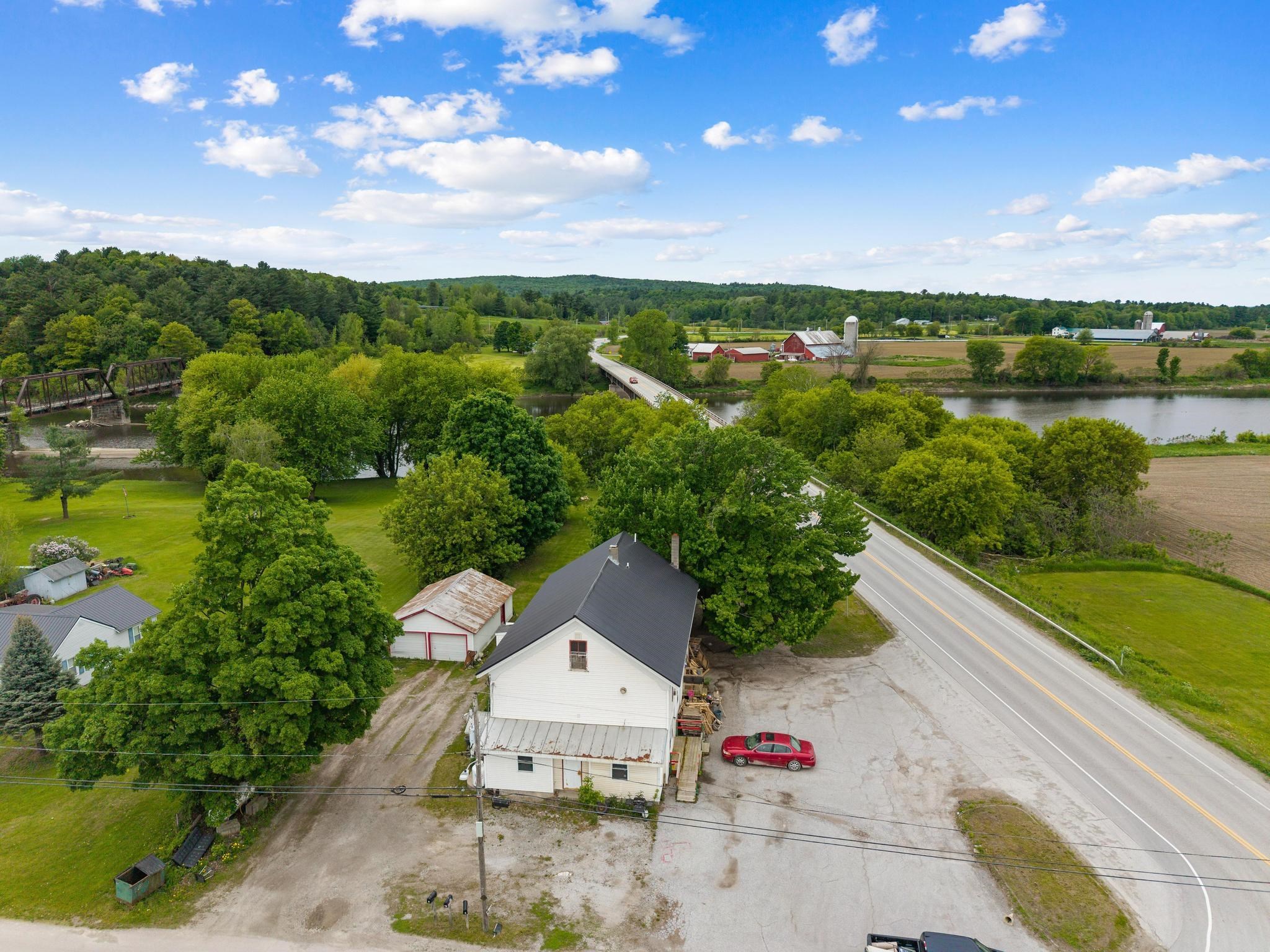 4232 Highway 105 Sheldon, VT 05483 - Photo 3 of 21