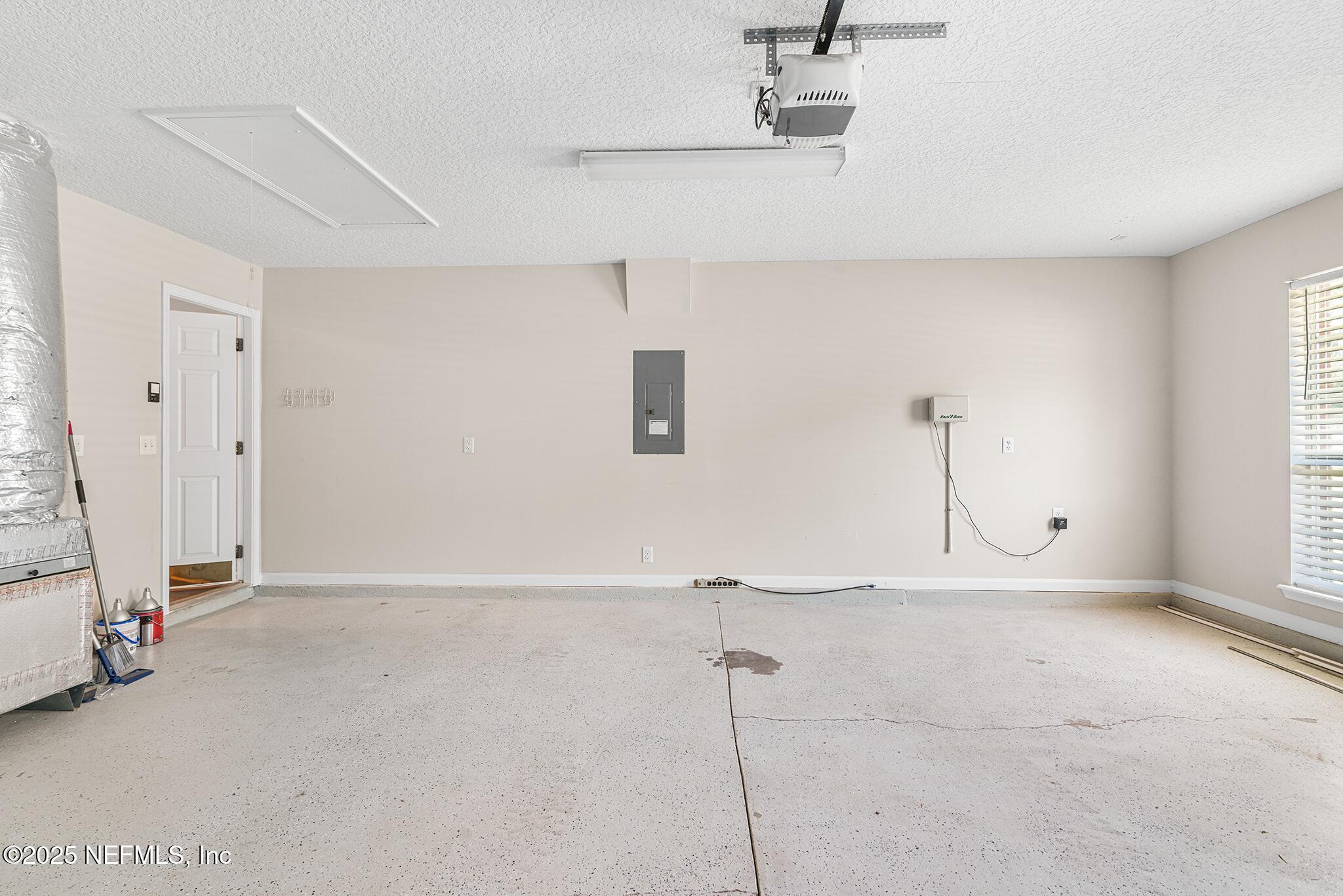 10922 Dunnotar Road Jacksonville, FL 32221 - Photo 33 of 35 a view of an empty room with a window