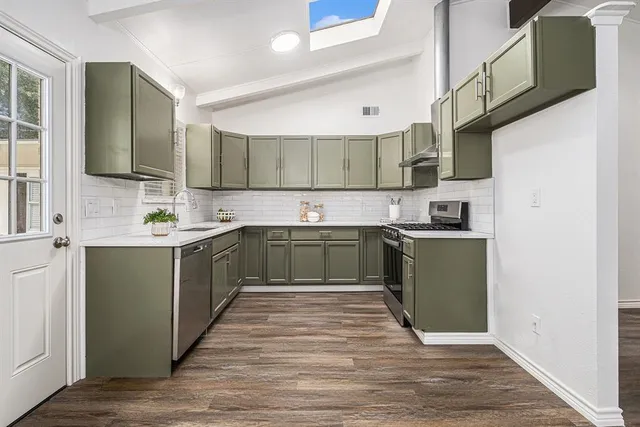 $429,500 | 736 Sherbrook Drive, Richardson, TX 75080