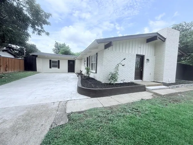 $429,500 | 736 Sherbrook Drive, Richardson, TX 75080