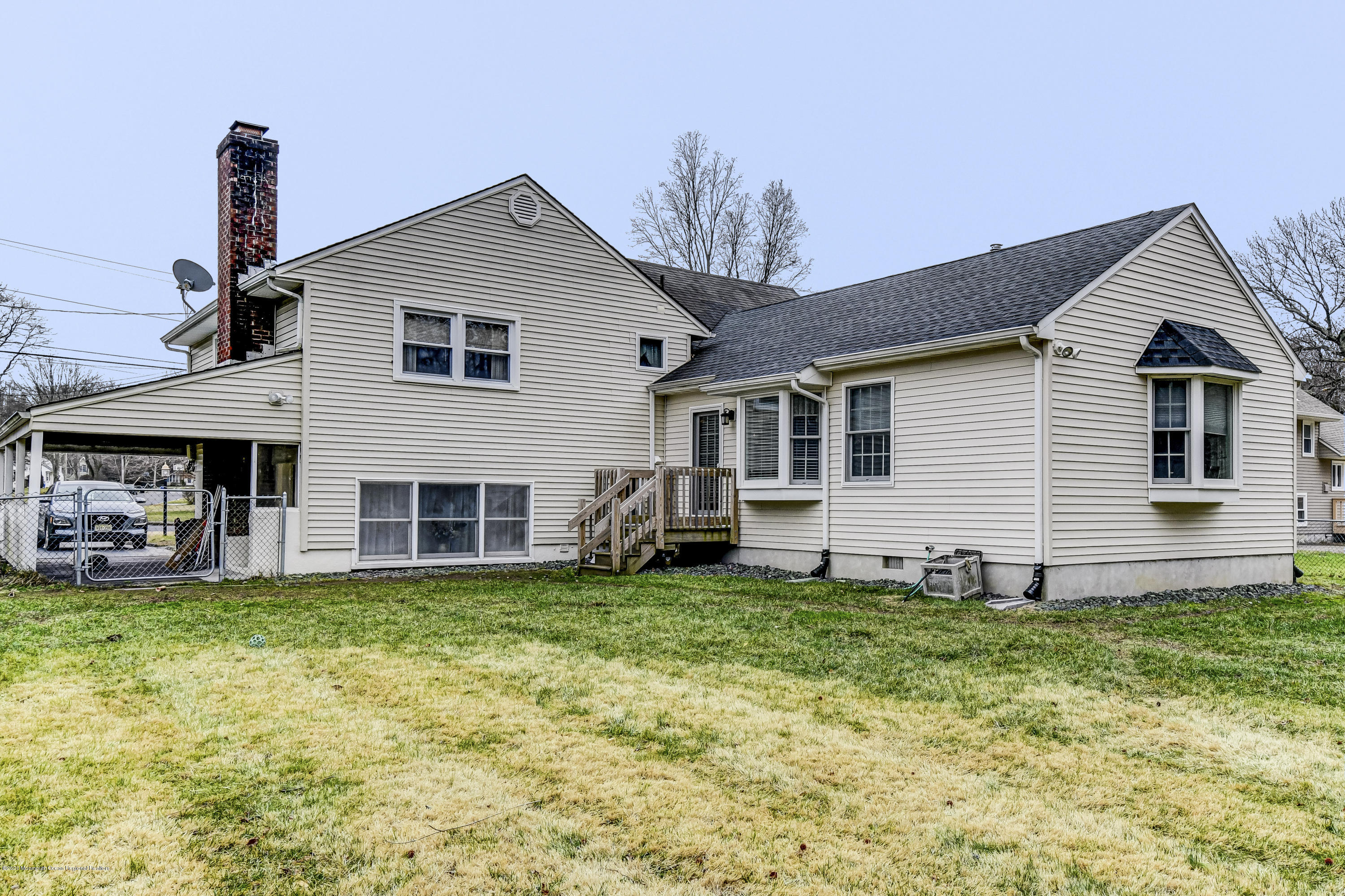 21 Woods End Road Middletown, NJ 07748 - Photo 22 of 26 25-Back of House