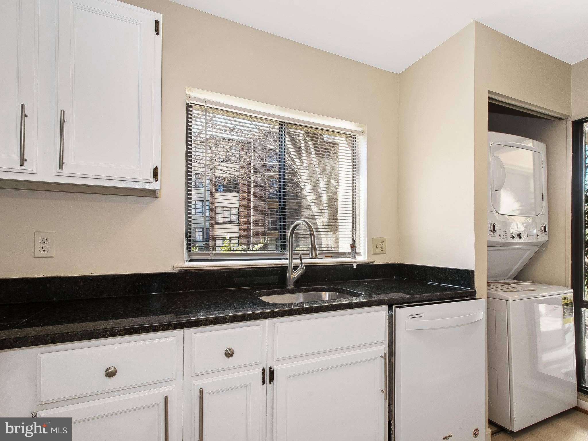15607 Dorset Road, Unit 101 Laurel, MD 20707 - Photo 12 of 30 Kitchen
