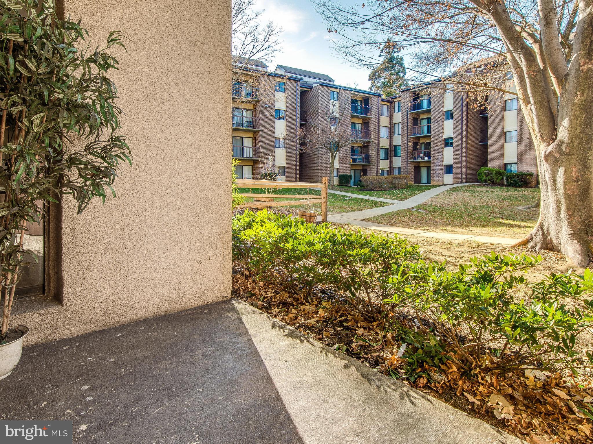 15607 Dorset Road, Unit 101 Laurel, MD 20707 - Photo 21 of 30 Exterior (Rear)