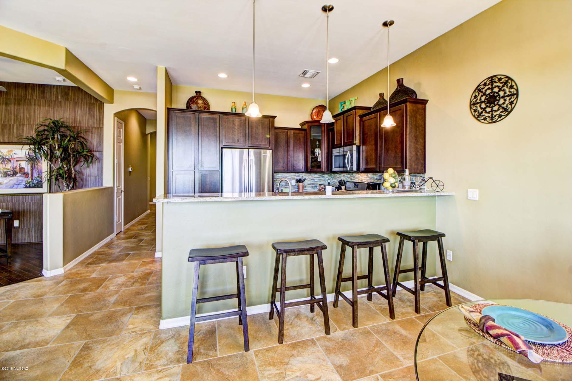 5805 Waynes Way Green Valley, AZ 85622 - Photo 17 of 30