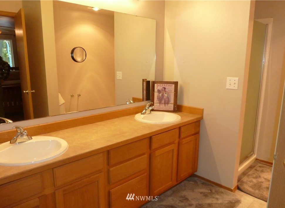 108 Webb Road Southwest Lakebay, WA 98349 - Photo 9 of 20