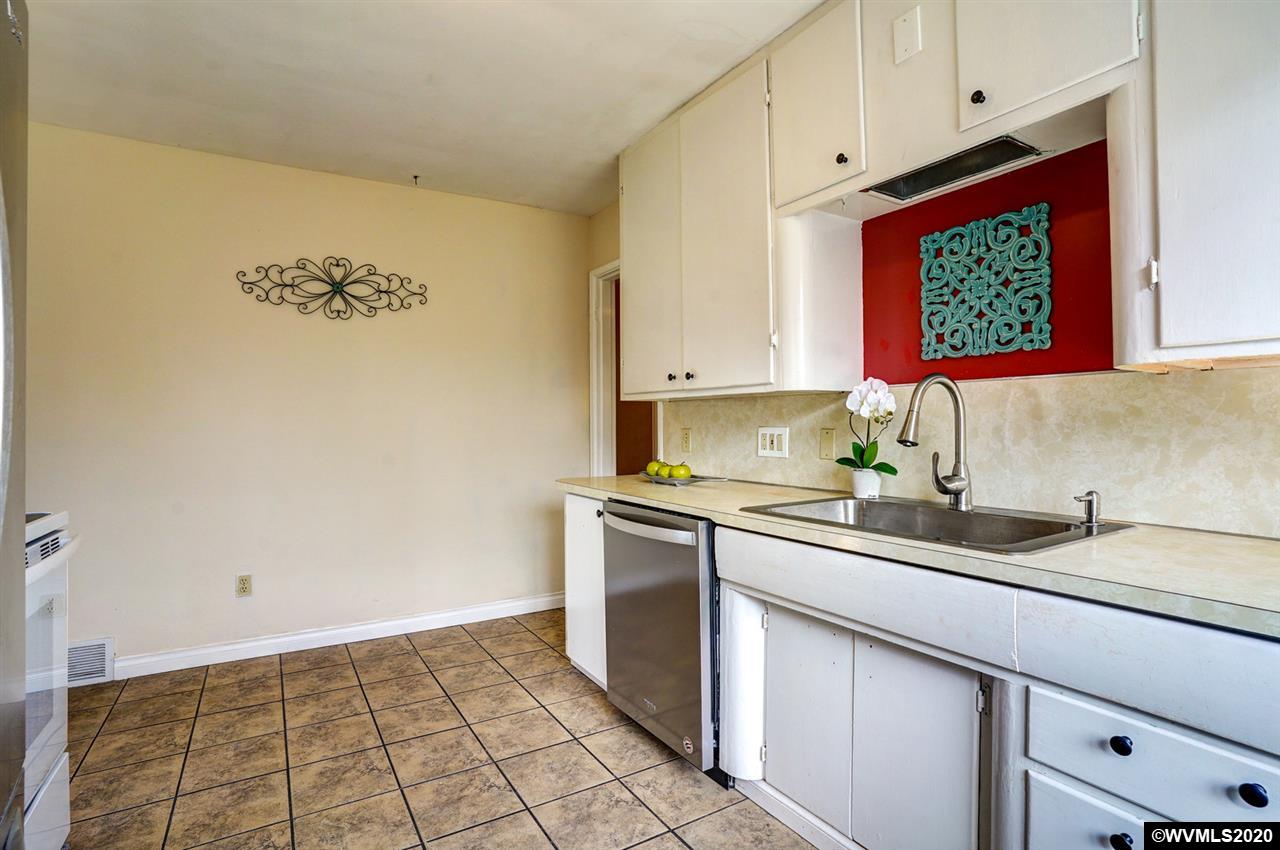 1415 Southwest Walnut Street Albany, OR 97321 - Photo 19 of 33