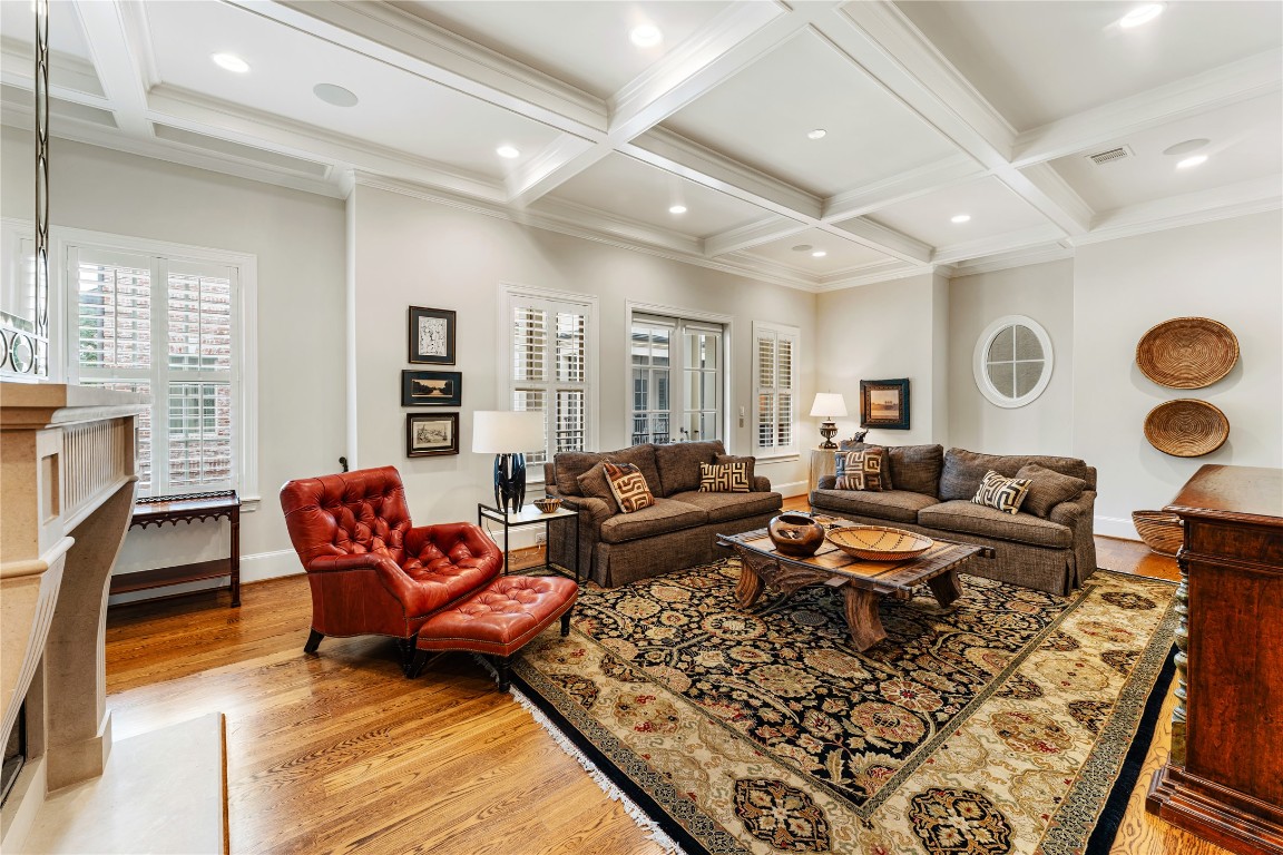2109 Bancroft Lane Houston, TX 77027 - Photo 20 of 40 a living room with furniture and wooden floor
