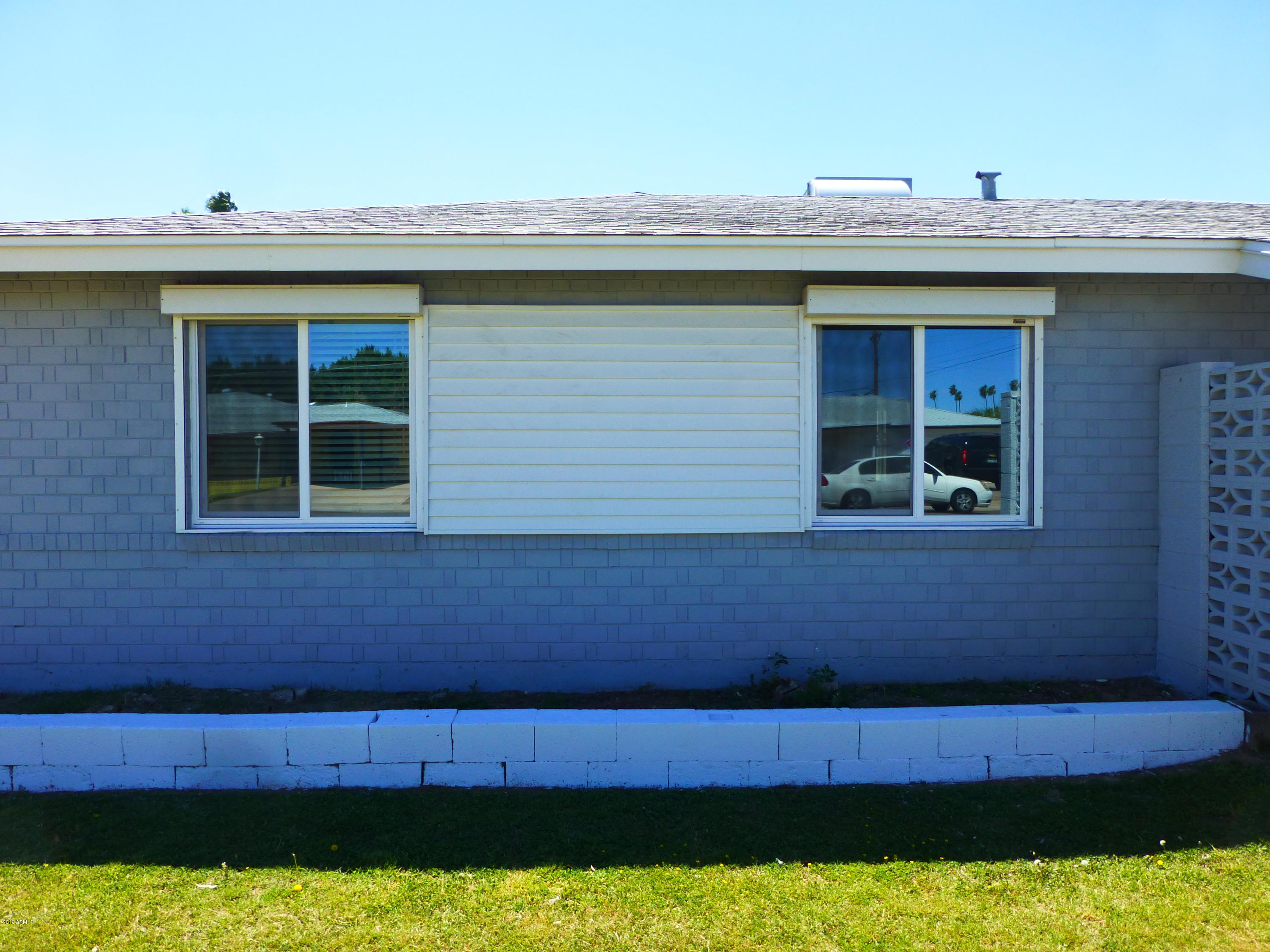 3601 East Piccadilly Road Phoenix, AZ 85018 - Photo 3 of 43 New Dual Pane windows