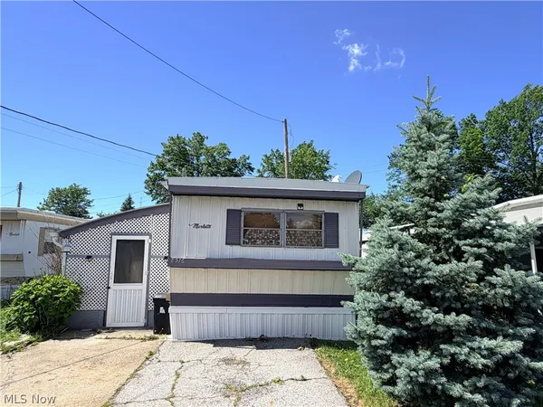 $14,900 | 8316 Russell Lane, Cleveland, OH 44144