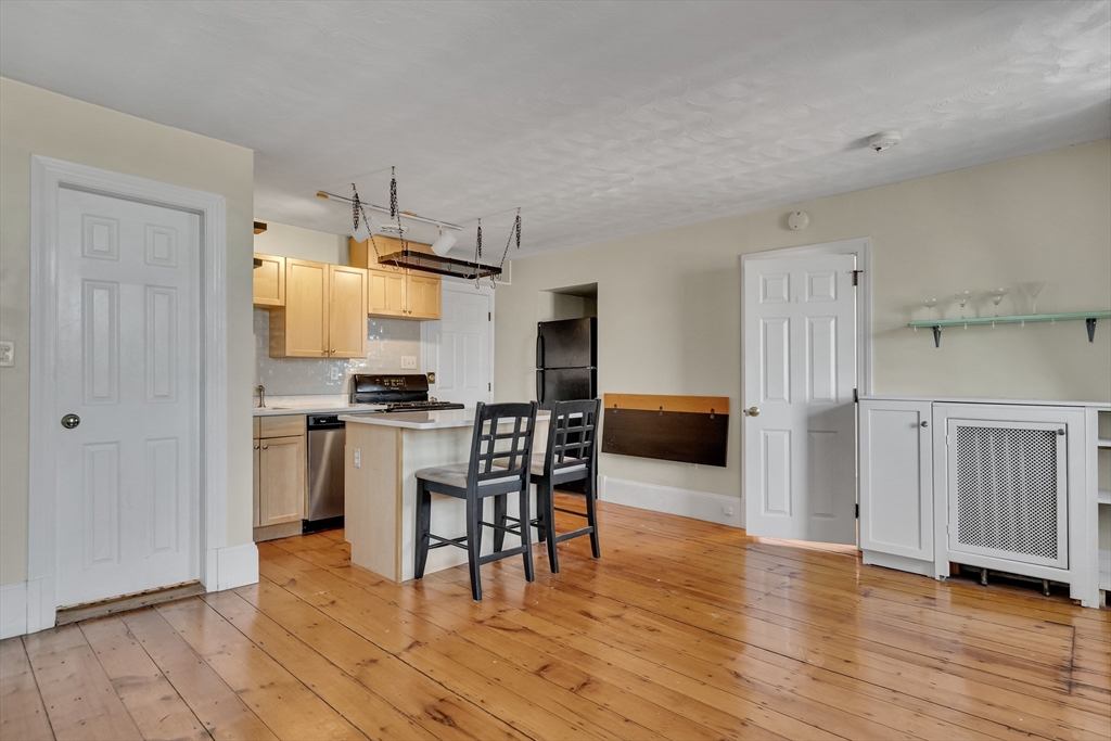 16 Hancock Street, Unit 5F Boston, MA 02114 - Photo 7 of 22