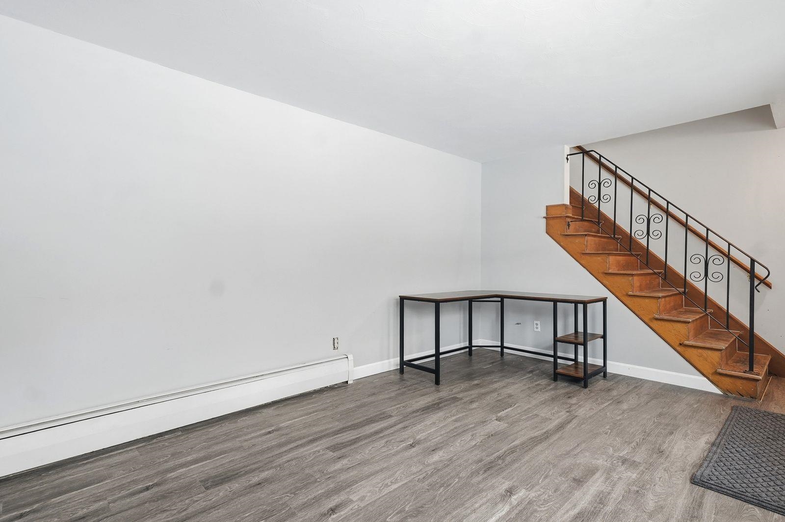 8 Rayes Drive Hudson, NH 03051 - Photo 22 of 28