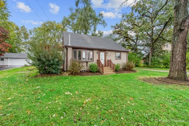 $285,000 | 3019 Lincoln Road, McHenry, IL 60051