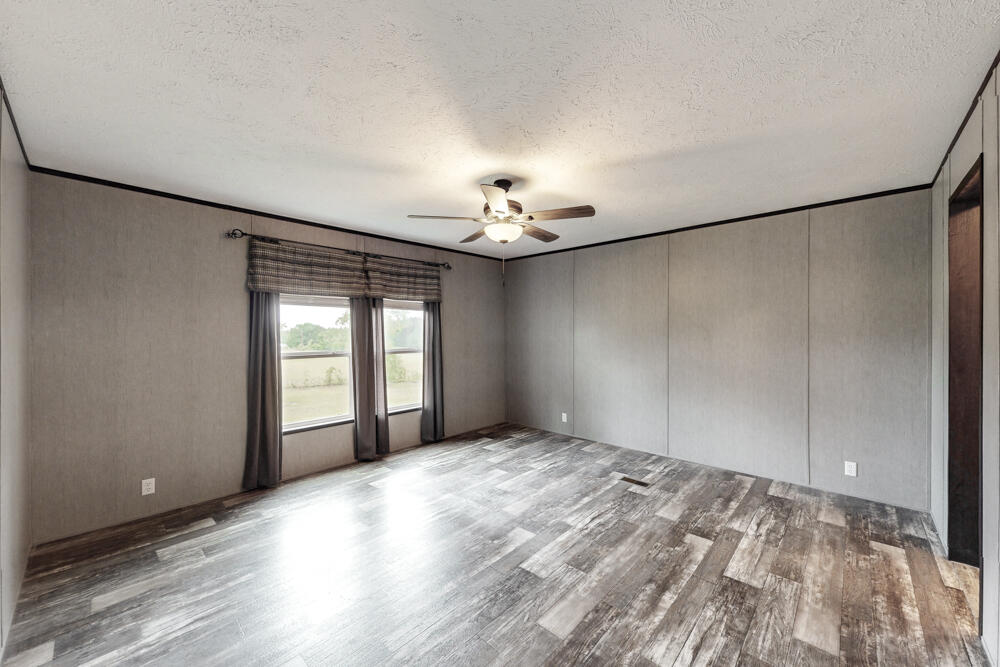 52 Boggy Branch Road Aiken, SC 29805 - Photo 10 of 24 Owner Suite!