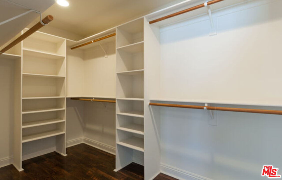 826 Main Street, Unit 6 El Segundo, CA 90245 - Photo 18 of 33 a view of walk in closet with empty racks