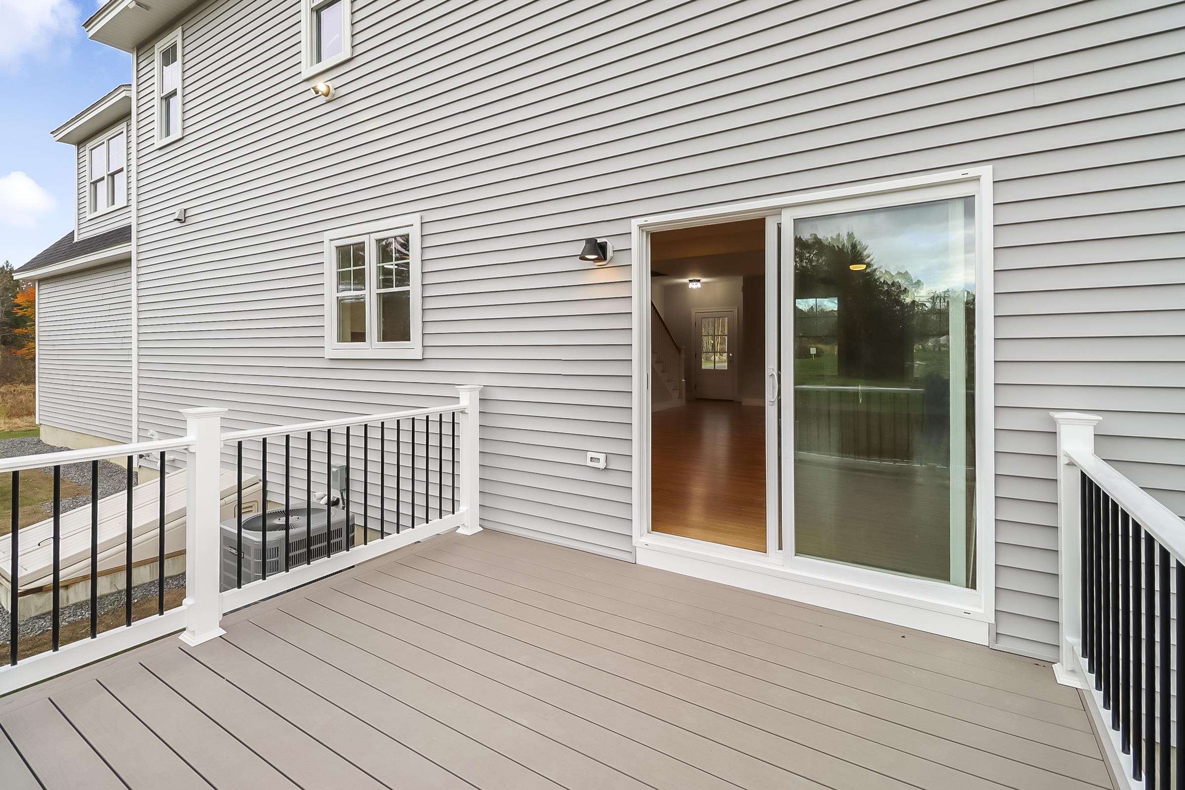 293 Sandown Road, Unit 73 Fremont, NH 03044 - Photo 14 of 56